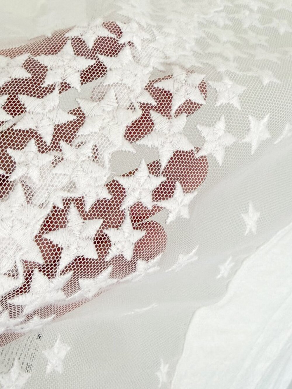 Sandro Paris Linen T-shirt w Tulle Lace Insert Stars